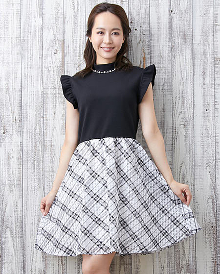 【non-no10月号新木優子さん着用】シアーチェックSKドッキング/ワンピース