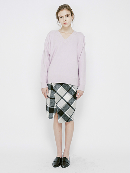 Vネックボリュームプルオーバー