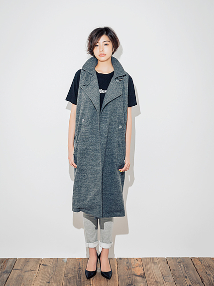 スタンドカラーノースリーブコート