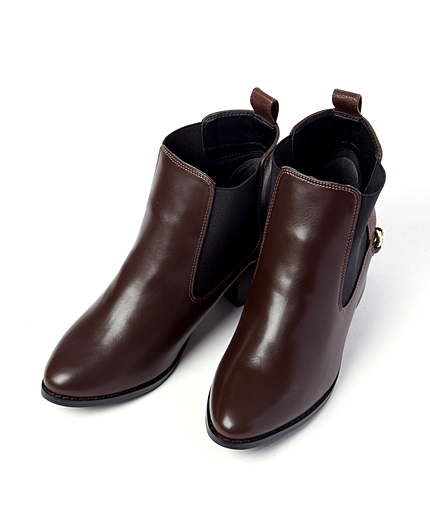 チェーン付きサイドゴアブーツ