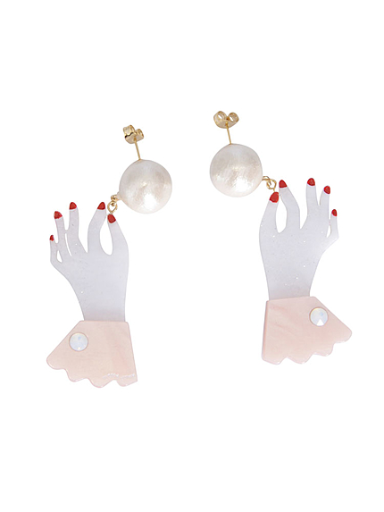 handパールピアス