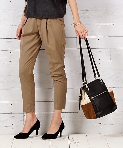 【美脚をかなえるパンツ】ＮＥＷキャロットパンツ