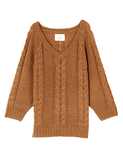 Ｖネックルーズケーブルニット