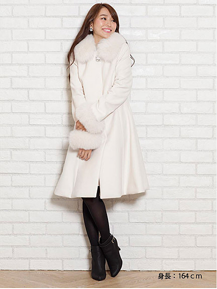 ビジューフレアコート