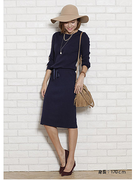 袖付タイトニットワンピース