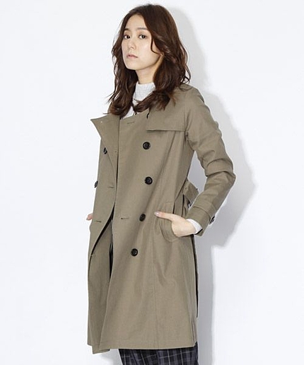 ノーカラートレンチコート