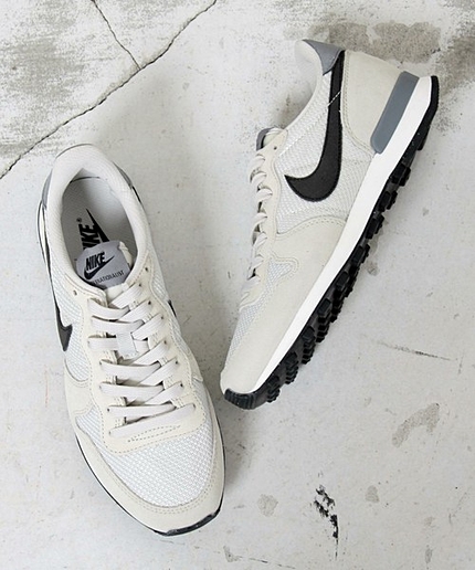 【予約】BY NIKE INTERNATIONALIST インターナショナリスト スニーカー