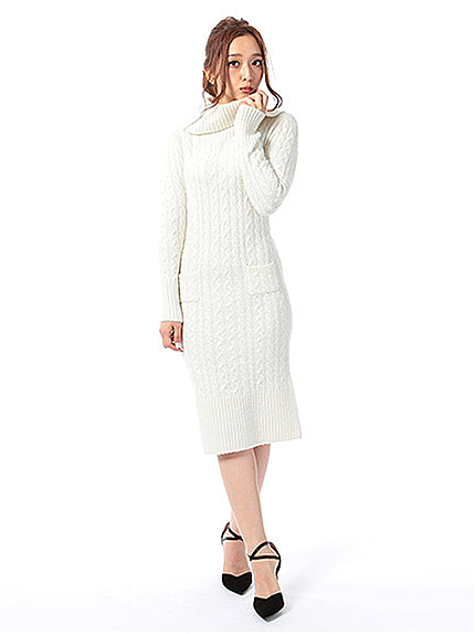 ハイネックケーブルニットワンピース