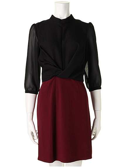 フロントねじりワンピ