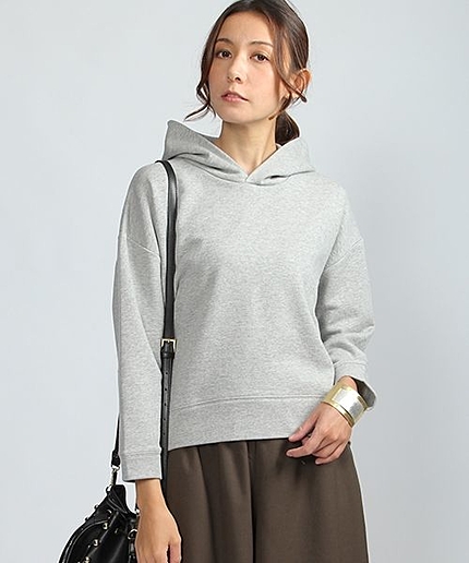 ショートプルパーカー