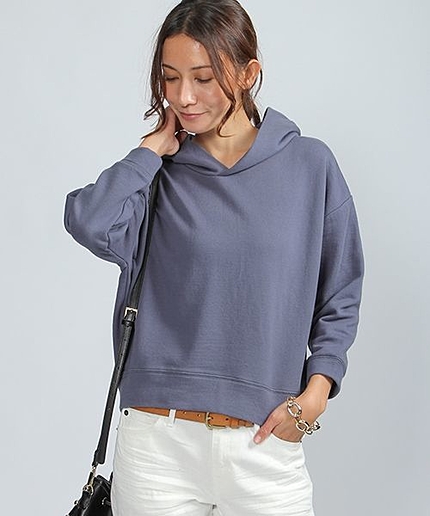 ショートプルパーカー