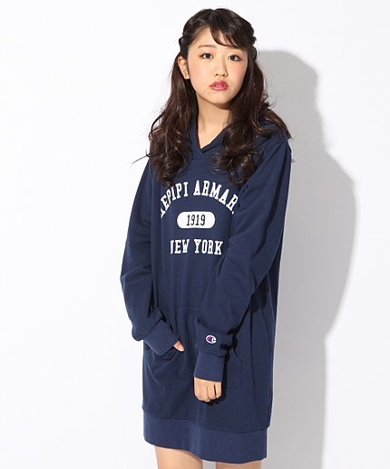 ★一部店舗限定価格★【再入荷】【Champion×repipi】フロッキーフードワンピース