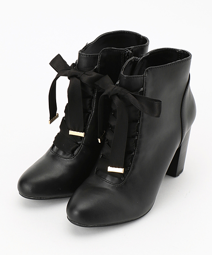 レースアップレディショートブーツ