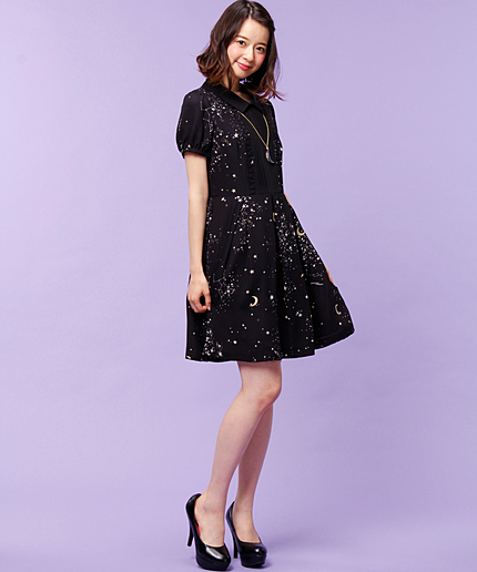 スターチャートプリント 襟付きワンピース