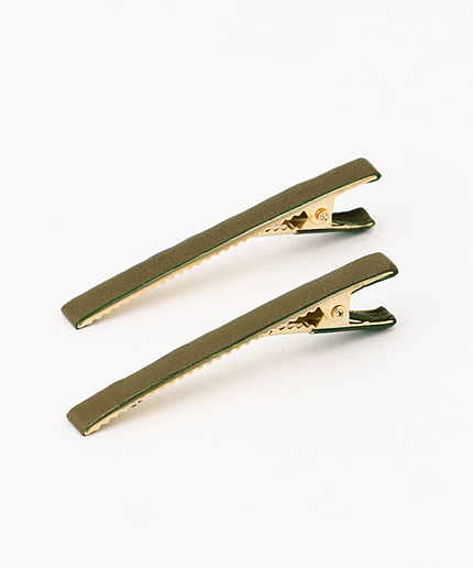 レザーヘアピン