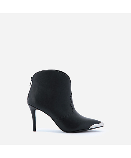 メタルディテールアンクルブーツ / METAL DETAIL ANKLE BOOTS