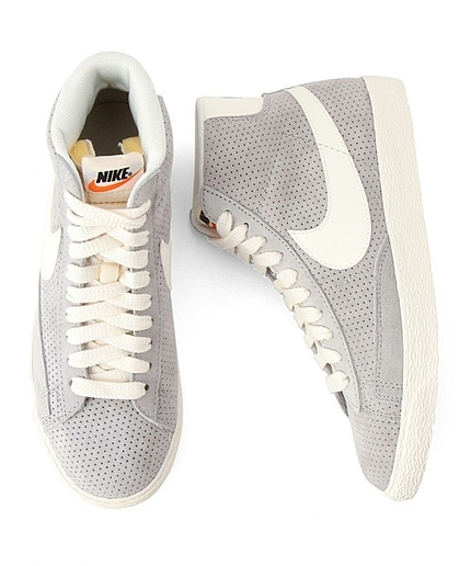 NIKE（ナイキ） ウィメンズブレーザーMID