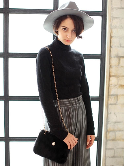 ファインフィットリブタートルニット