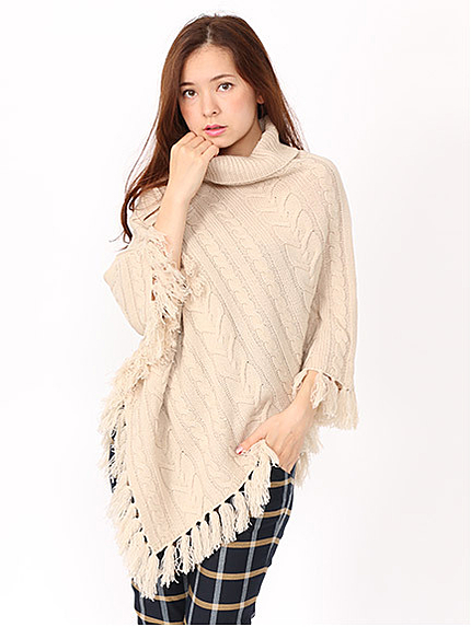 ニットポンチョ