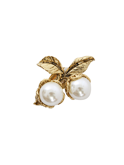 パールチェリーイヤリング