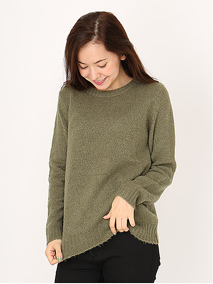 エアリーカラーニット