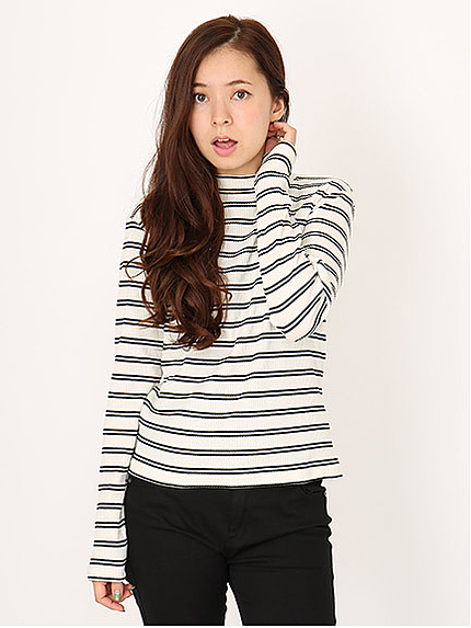 ボーダーハイネックカットソー