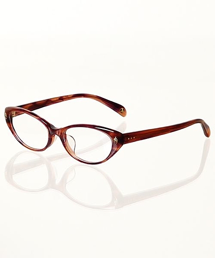 niko and...OPTICAL COBBLE HILL