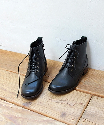 レザーレースアップブーツ