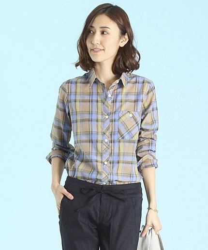 チェックシャツ