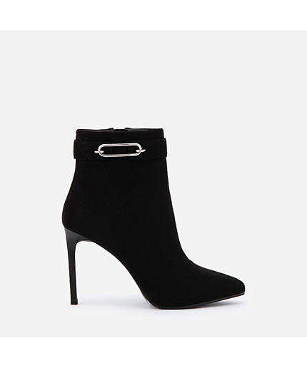 チェーンディテールアンクルブーツ / CHAIN DETAIL ANKLE BOOTS
