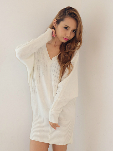 ドルマンボリュームニットワンピース