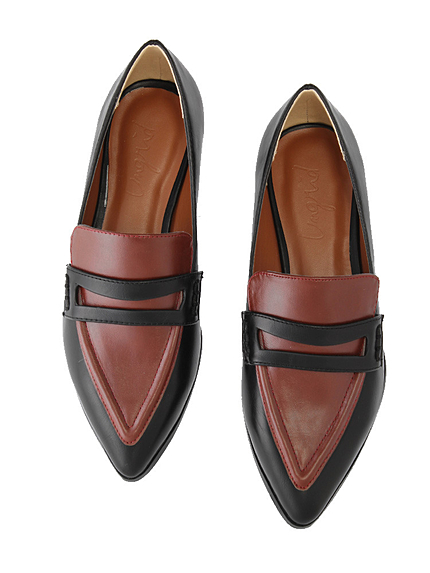 バイカラーポインテッドローファー