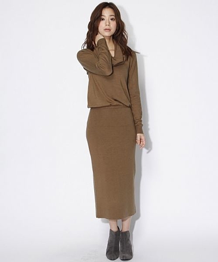 【BAILA11月号掲載アイテム】ＶアキＩラインニットワンピース