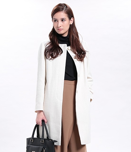 ノーカラーツイードコート