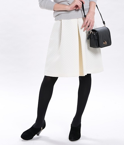 キカジャガードタックフレアスカート