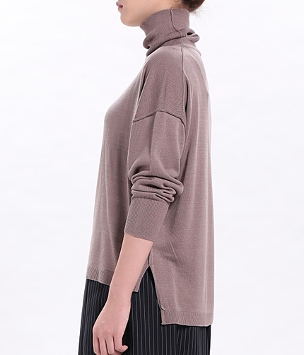 ミリオンホットタートルプルオーバー