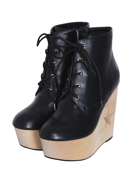 スターカットアウトブーツ