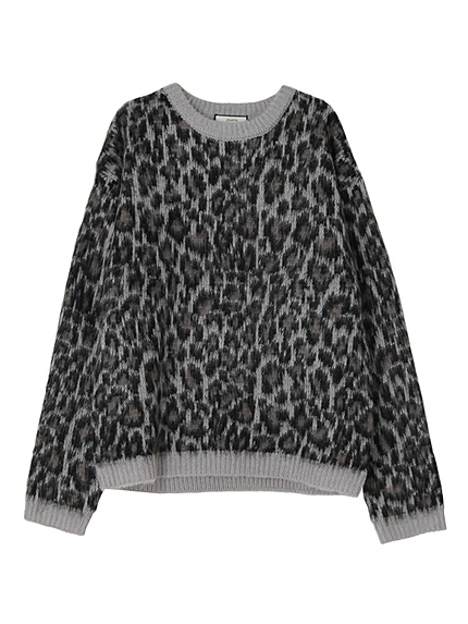 ヒョウ柄ニット
