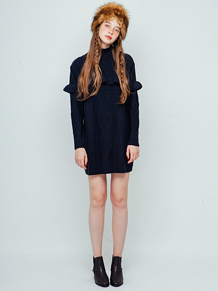 フリルニットチュニック