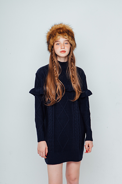 フリルニットチュニック