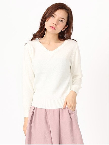 ベーシックVネックニット