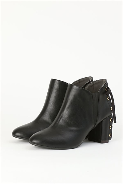 ﾚｰｽｱｯﾌﾟﾌﾞｰﾂ