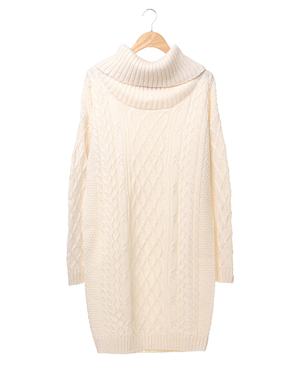 【CanCam11月号山本美月さん着用】ケーブルオフタートル／ニットワンピース