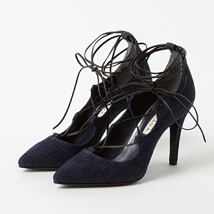 足元からセクシーに攻める★レースアップパンプス