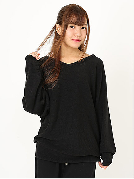 VネックドルマンニットTOPS