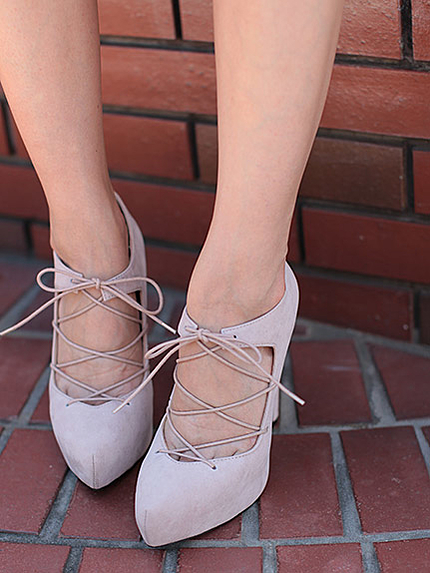 レースアップブーティー