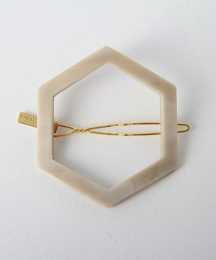 ＜beq Pettina＞ アクリル バレッタ