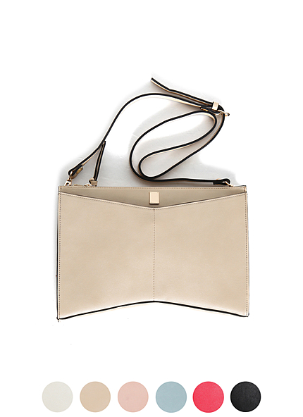 ●●雑誌SEDA3月号/mina3月号/他雑誌多数掲載！●●カーヴィーラインストラップsetクラッチバッグ・全6色・t38397