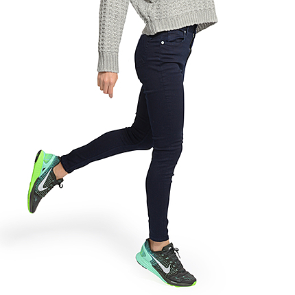 ペンシルデニムパンツ