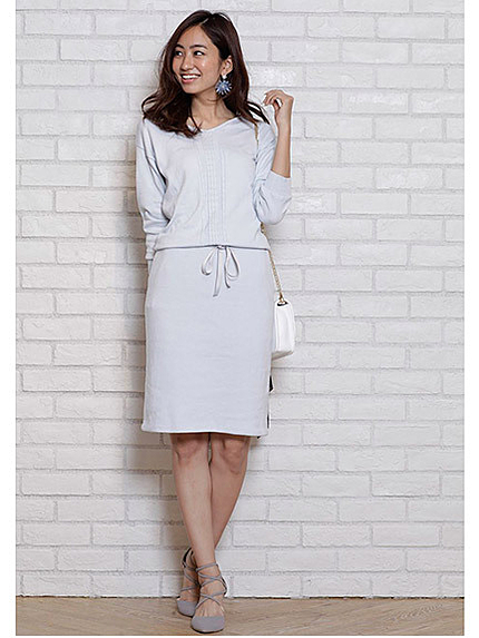 春カラーケーブルニットワンピース